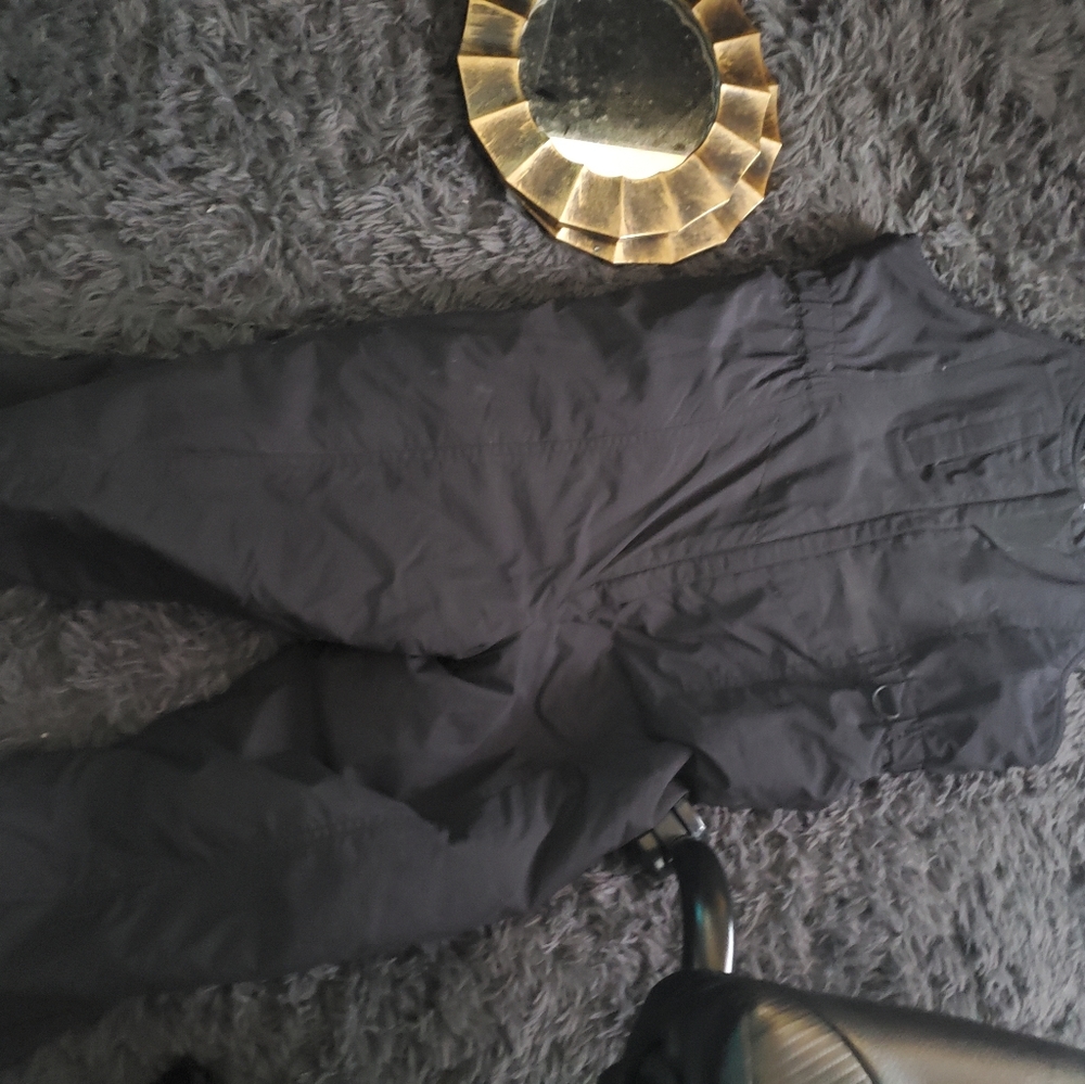 Bib snow pants